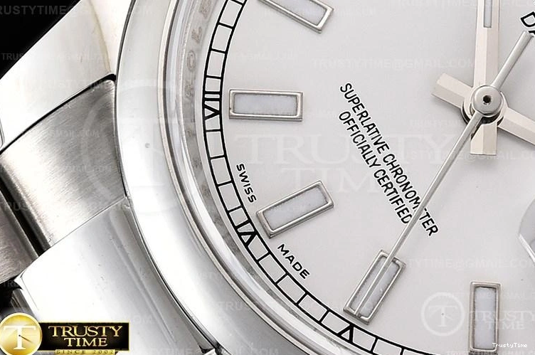0823 UrbanChic RDJ0345E – DateJust 36mm 717